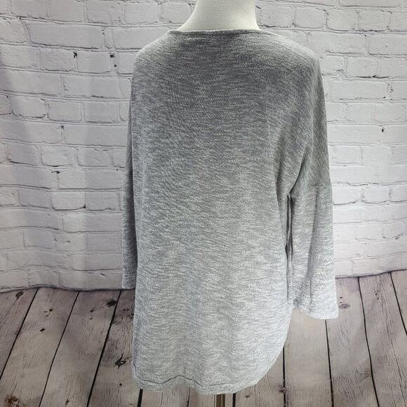 A.N.A Gray three quarter sleeve sweater Hi Low cut - Picture 5 of 10